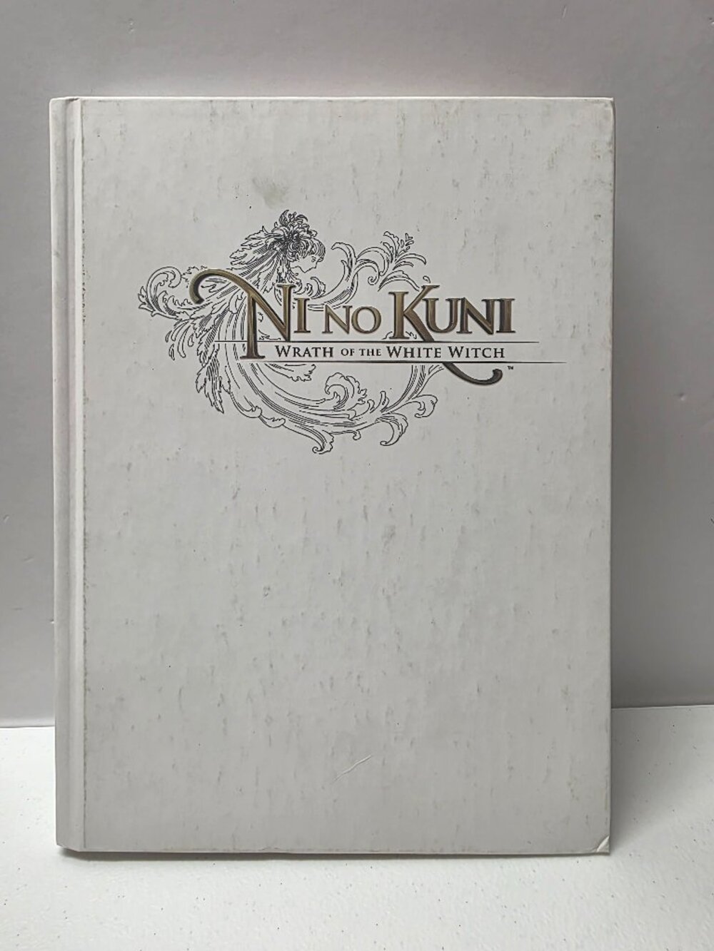 Ni no Kuni: Wrath of the White Witch Hardcover Strategy Guide
